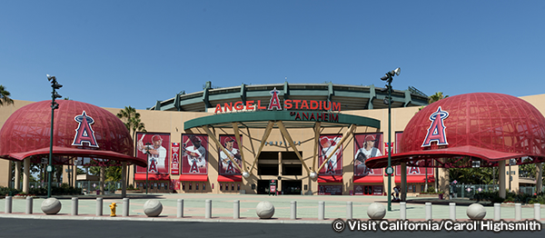 エンゼル・スタジアム・オブ・アナハイム　Angel Stadium of Anaheim
