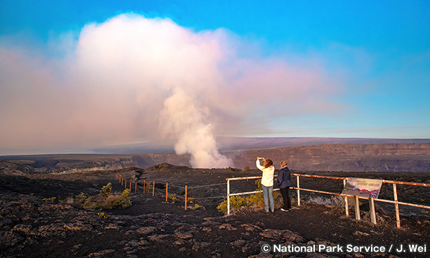 ハワイ火山国立公園　Hawaii Volcanoes National Park