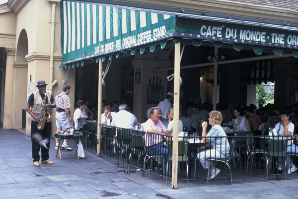 カフェ・デュ・モンド　Café du Monde