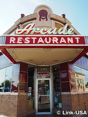 アーケード レストラン　The Arcade Restaurant