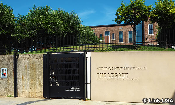 ナショナル・シビルライツ博物館（国立公民権博物館）　National Civil Rights Museum