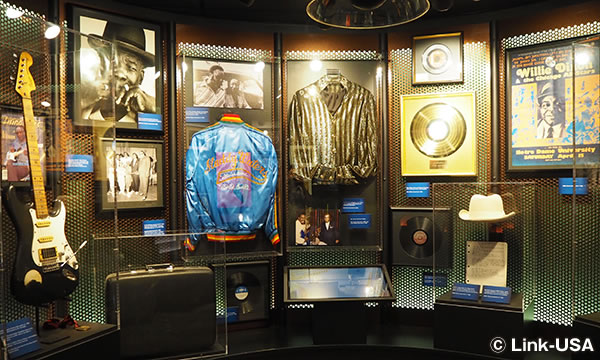 ブルースの殿堂博物館（Blues Hall of Fame Museum）へ