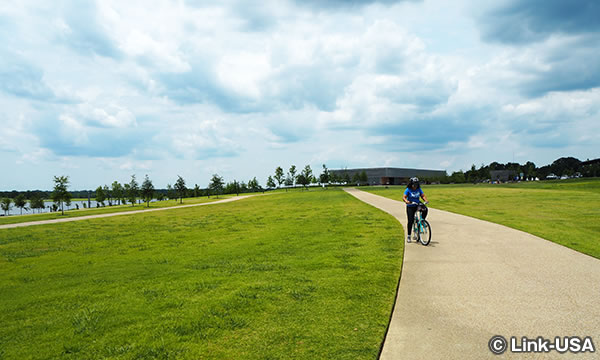 シェルビー・ファームズ・パーク　Shelby Farms Park