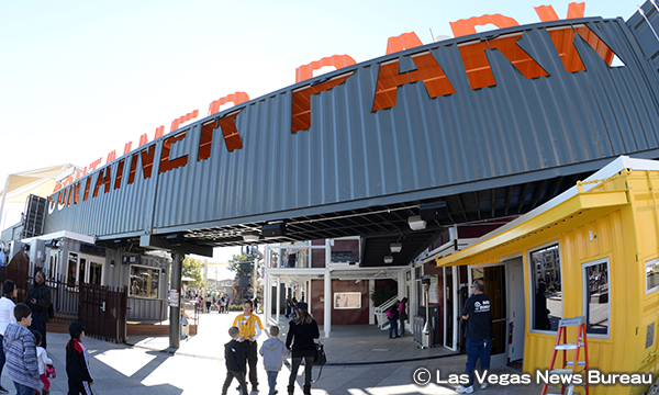 ダウンタウン コンテナ パーク　Downtown Container Park