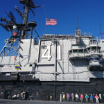 メキシコ国境と空母ミッドウェイ博物館