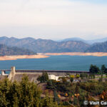 シャスタ湖　Lake Shasta