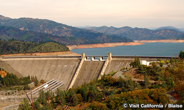 シャスタ ダム　Shasta Dam