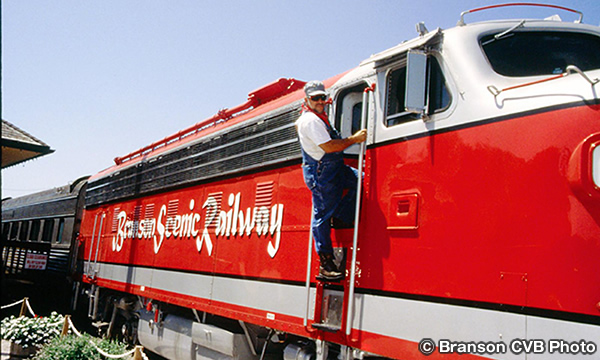 ブランソン・シーニック・レイルウェイ　Branson Scenic Railway