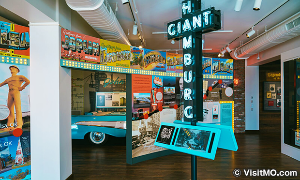 ヒストリー ミュージアム オン ザ スクエア　History Museum on the Square