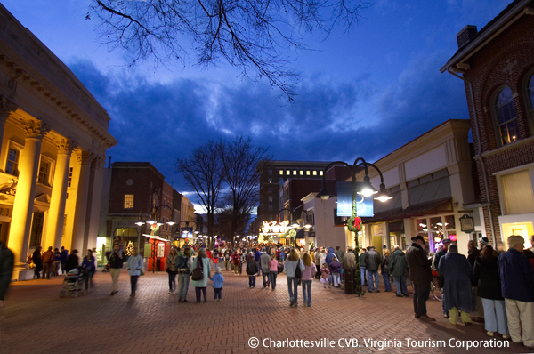 シャーロッツビル　Charlottesville