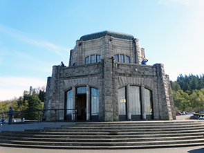 クラウン・ポイント・ビスタ・ハウス　Crown Point Vista House