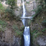 マルトノマ滝　Multnomah Falls