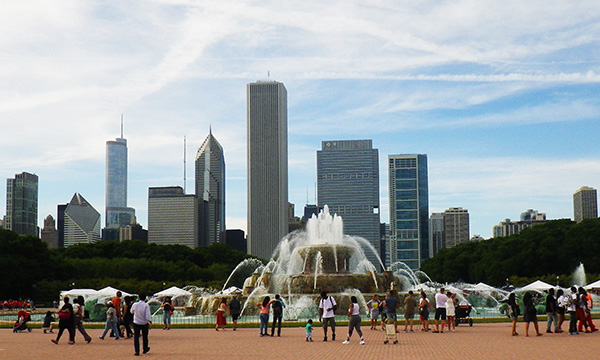 バッキンガム噴水　Clarence Buckingham Memorial Fountain
