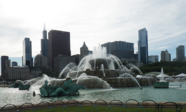 バッキンガム噴水　Clarence Buckingham Memorial Fountain