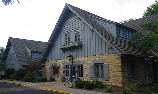 ピア・マーケット・ロッジ　Pier Marquette Lodge
