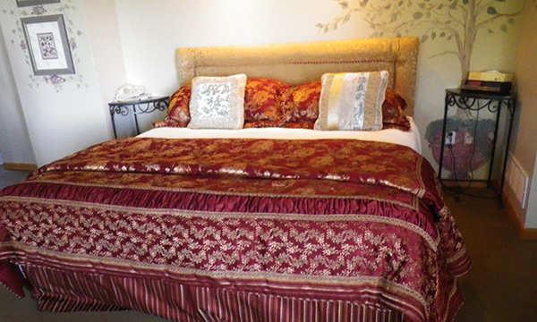 Goldmoor Inn