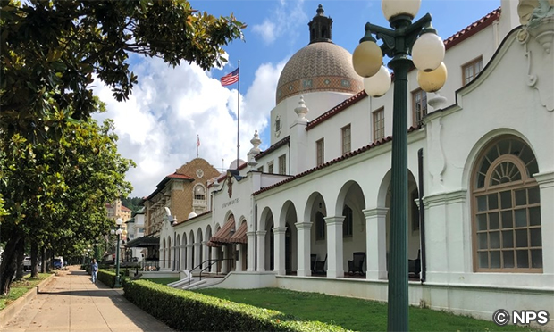 クアポー浴場 Quapaw Bathhouse