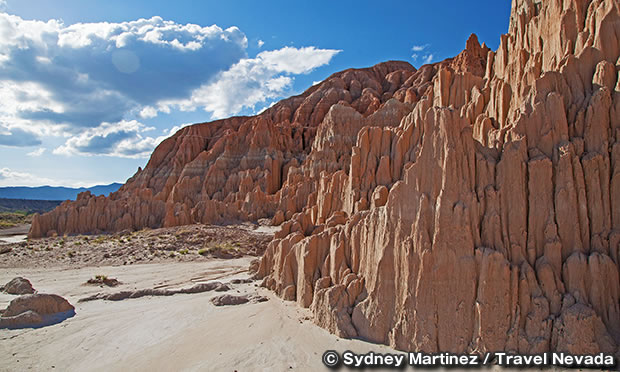 カテドラル・ゴージ州立公園　Cathedral Gorge State Park