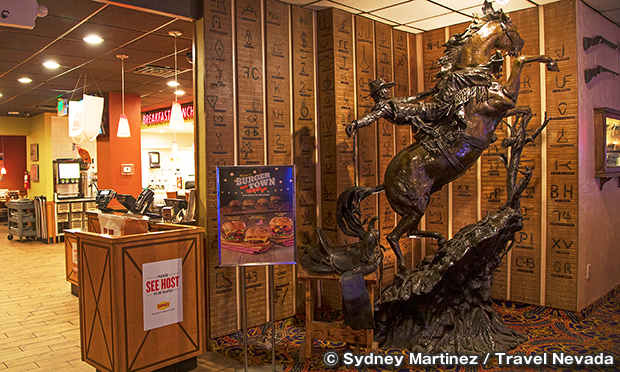 ホテルネバダ ＆ ギャンブリングホール　Hotel Nevada & Gambling Hall