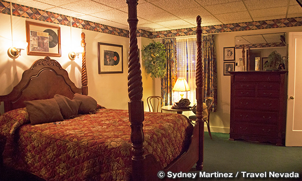 ホテルネバダ ＆ ギャンブリングホール　Hotel Nevada & Gambling Hall