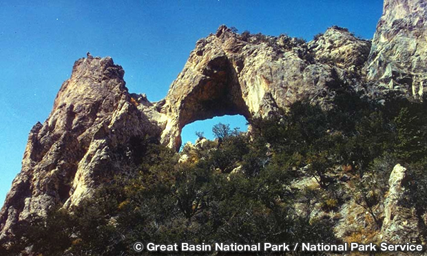 レキシントン・アーチ　Lexington Arch