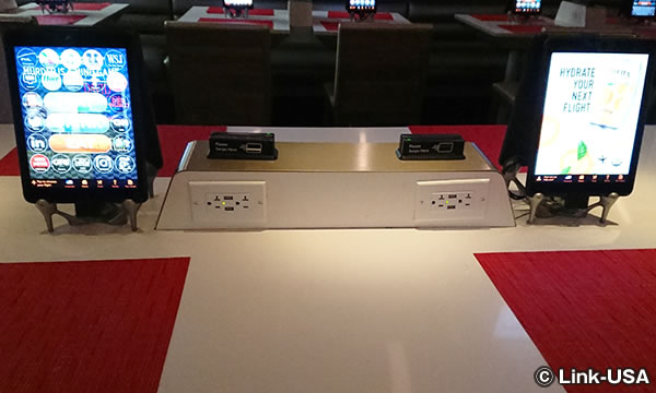 近代的なフィラデルフィア国際空港