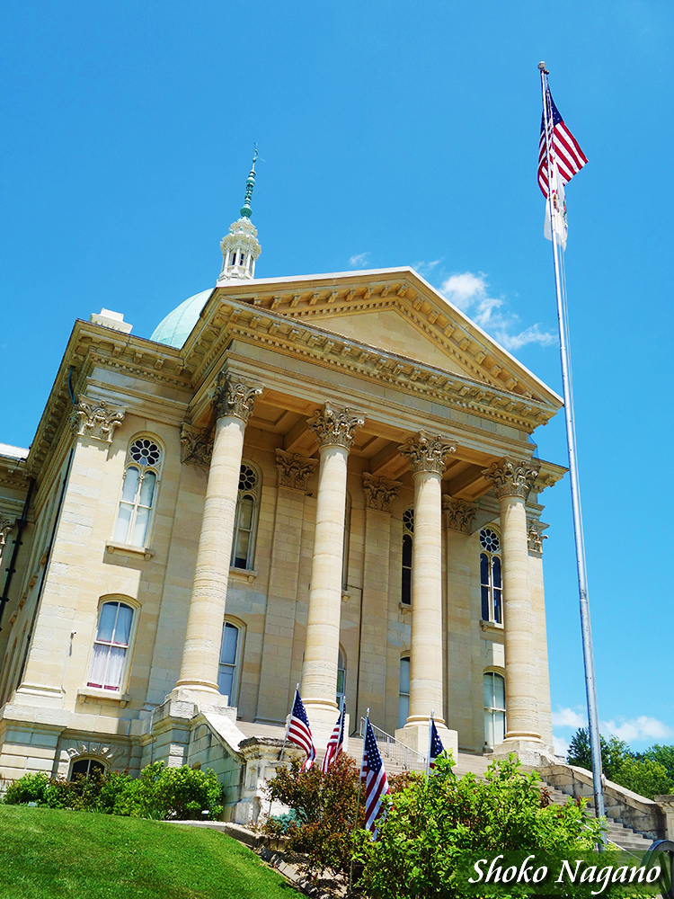 ミリオンダラー裁判所