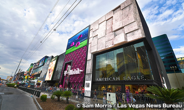 ショウケース・モール　Showcase Mall