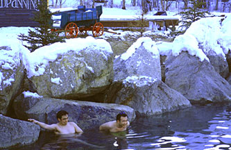 チナ温泉　Chena Hot Springs