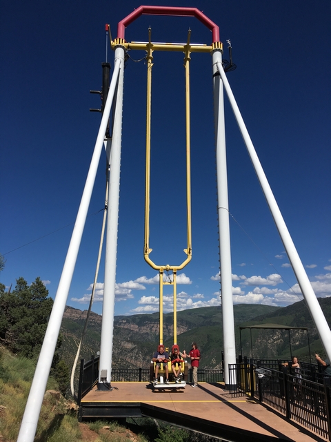 ジャイアントキャニオンスイング