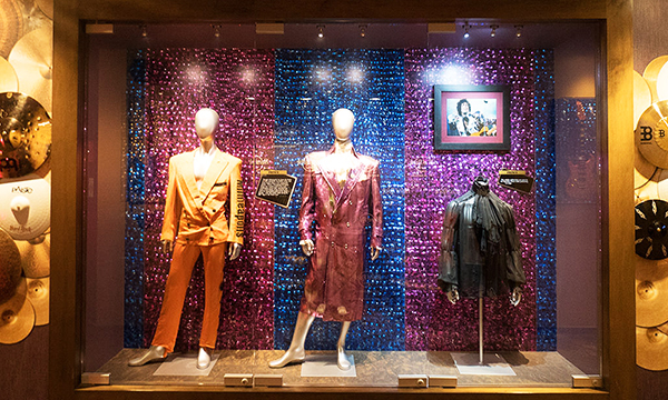 夜のモール・オブ・アメリカ