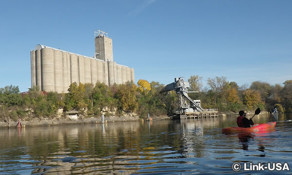 ミシシッピリバーでカヤック