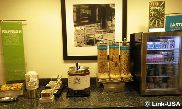 ハンプトン イン & スイーツ ラ・クロス ダウンタウン