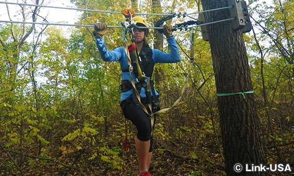LonghollowでZipline