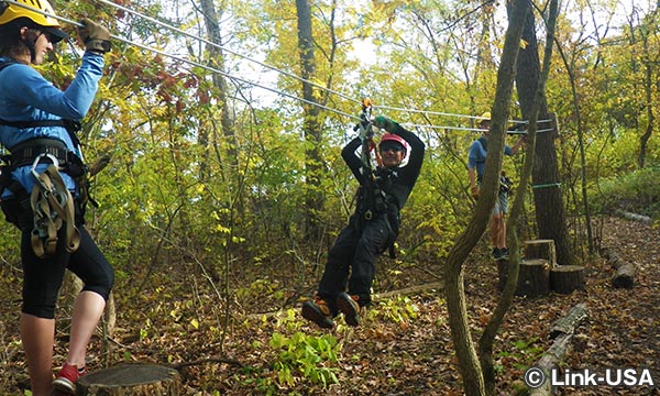 LonghollowでZipline