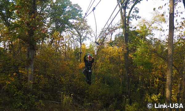 LonghollowでZipline