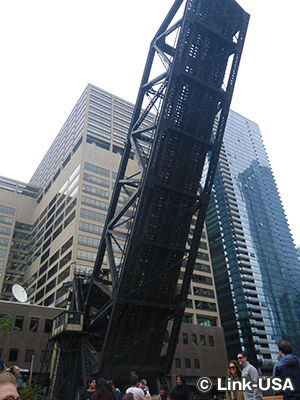 シカゴ 建物見学クルーズ