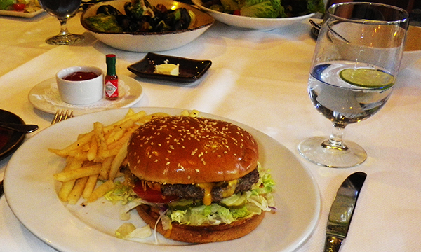 ロッジ アット トーリー パインズ　THE LODGE AT TORREY PINES