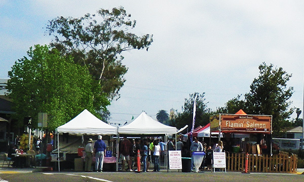 ヒルクレスト ファーマーズ マーケット　Hillcrest Farmer’s Market