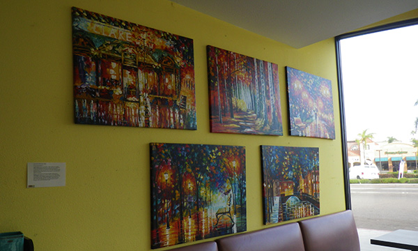 ヒルクレストのローカルのお店で朝食