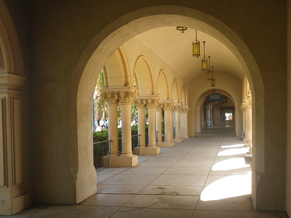 エル・プラド　EL PRADO