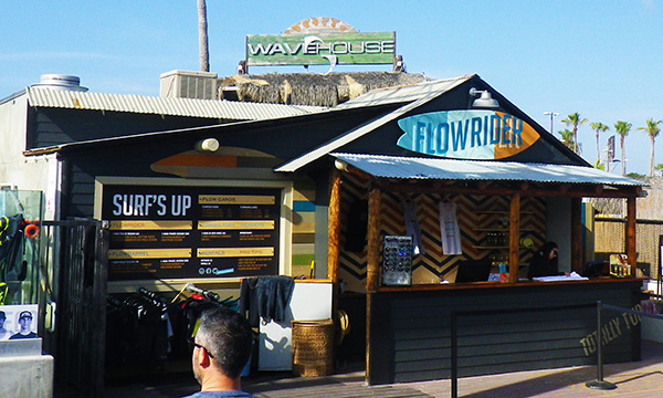 ミッションビーチのオーシャン フロント ウォーク