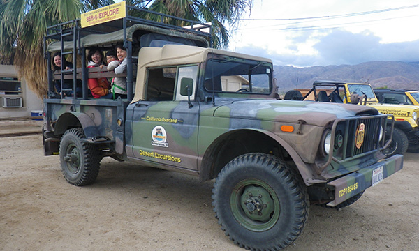 南カリフォルニアの砂漠を冒険