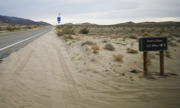 南カリフォルニアの砂漠を冒険