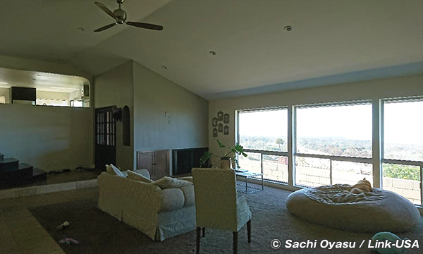 高台にある理恵さんの家