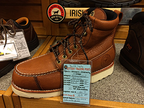 見上げる空にはアメリカの月