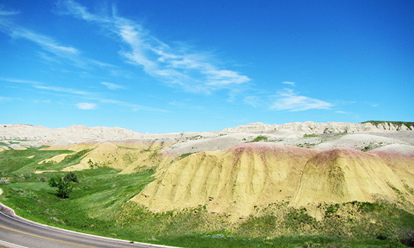 バッドランズ国立公園　イエローマウンズ